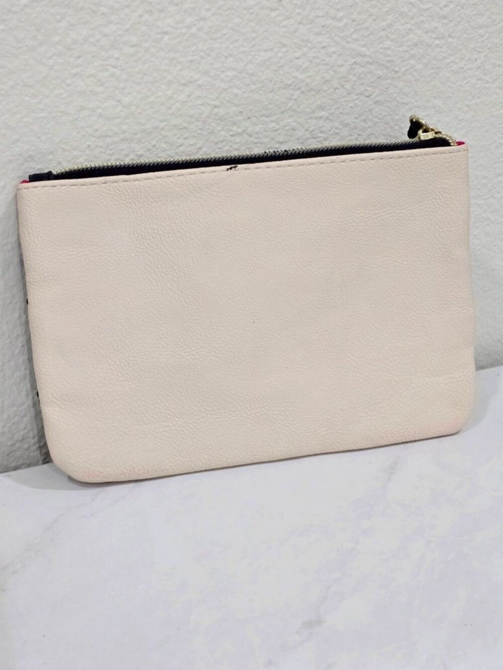 Betsey Johnson ✦ Black Sequin Wristlet Clutch ✦ Gold Plaque Rose Print Interior - Picture 3 of 8
